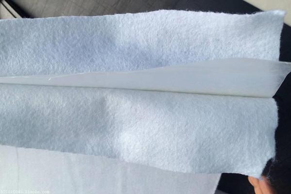 复合土工膜的防渗施工必知内容大揭秘  第2张
