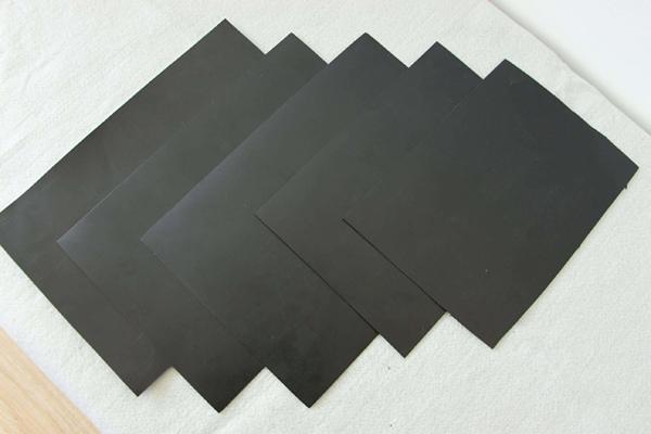 厌氧池顶加盖土工膜的关键注意事项  第1张