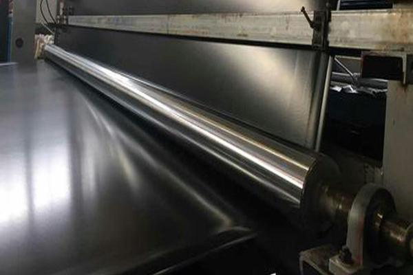 土工膜防渗原理揭秘：了解防水工程的秘密  第1张