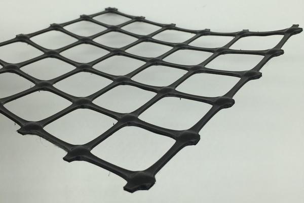 土工合成材料在基础建设中的应用解析  第3张